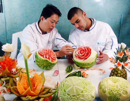 food carving instruction