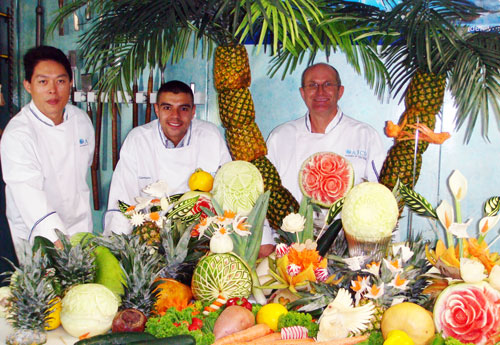 fruit carving training